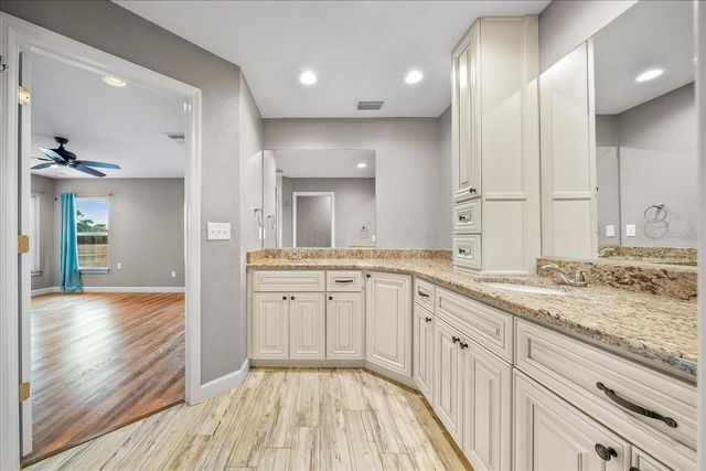 9940 SW 140TH AVENUE, Dunnellon, FL 34432