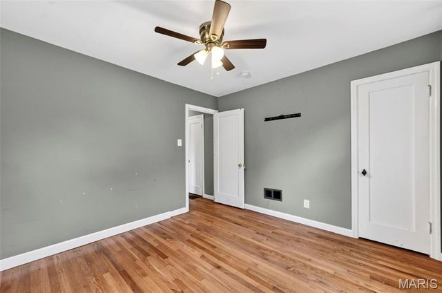 10160 Cloverdale Drive, St Louis, MO 63136