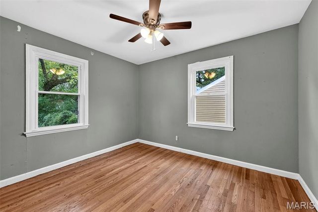 10160 Cloverdale Drive, St Louis, MO 63136