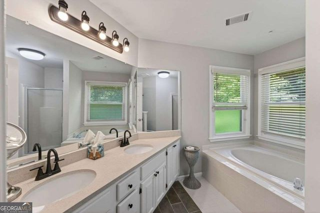 6409 Ivey Terrace Drive SE, Mableton, GA 30126