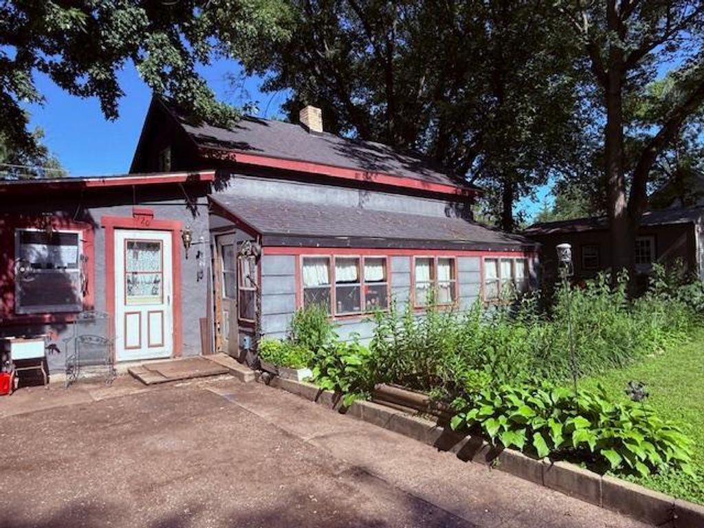 720 Main Street, Clearwater, MN 55320