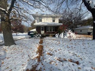 54962 Quince Road, South Bend, IN 46628