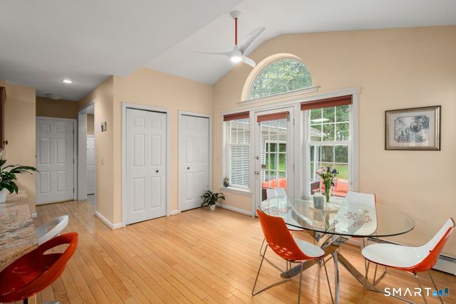 20 Warner Court, Glastonbury, CT 06033
