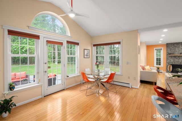 20 Warner Court, Glastonbury, CT 06033