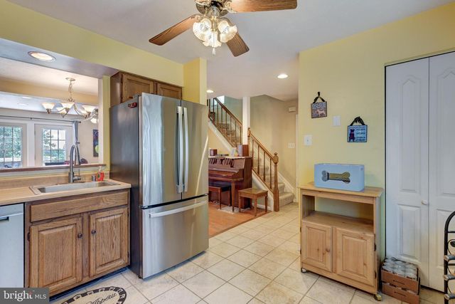 737 CLEARVIEW AVE, Hampstead, MD 21074