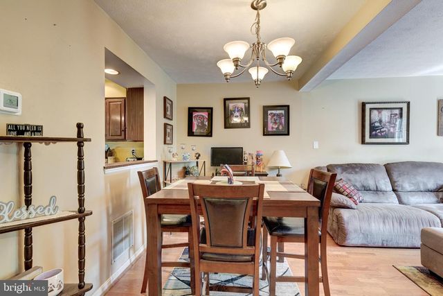 737 CLEARVIEW AVE, Hampstead, MD 21074