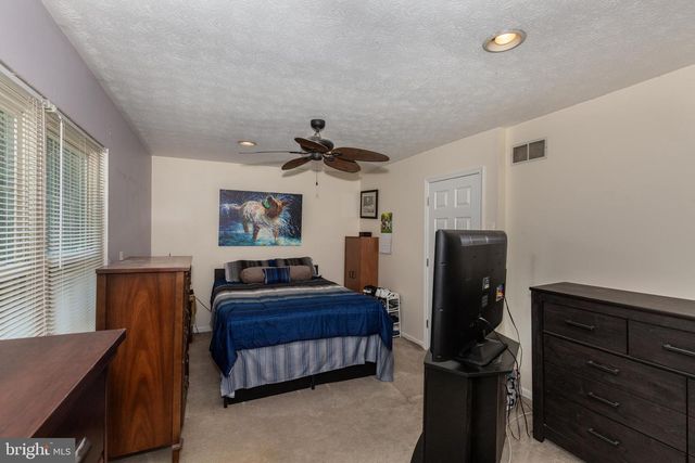 737 CLEARVIEW AVE, Hampstead, MD 21074