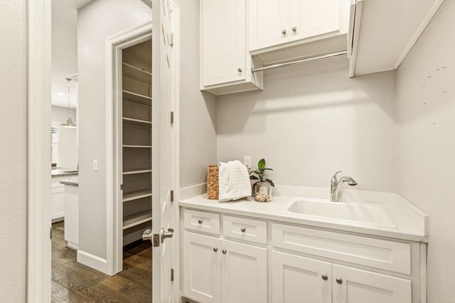 8790 Woodgrove Cir, Granite Bay, CA 95746