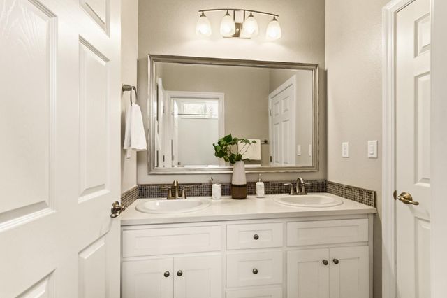 8790 Woodgrove Cir, Granite Bay, CA 95746