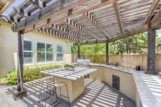 8790 Woodgrove Cir, Granite Bay, CA 95746