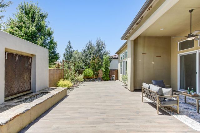 8790 Woodgrove Cir, Granite Bay, CA 95746