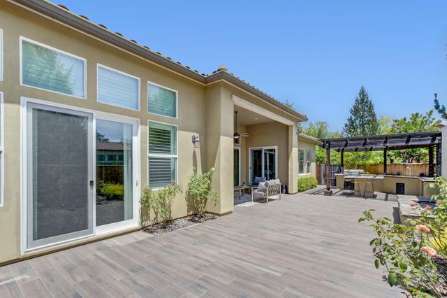 8790 Woodgrove Cir, Granite Bay, CA 95746