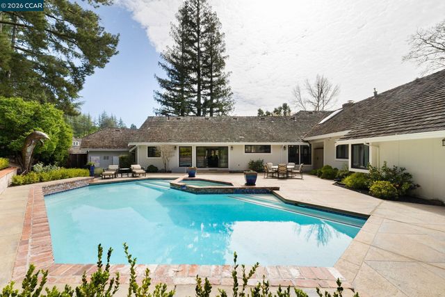 2705 Mossy Oak Dr, Danville, CA 94506