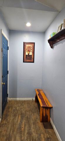 402 E Spruce Street, West, TX 76691