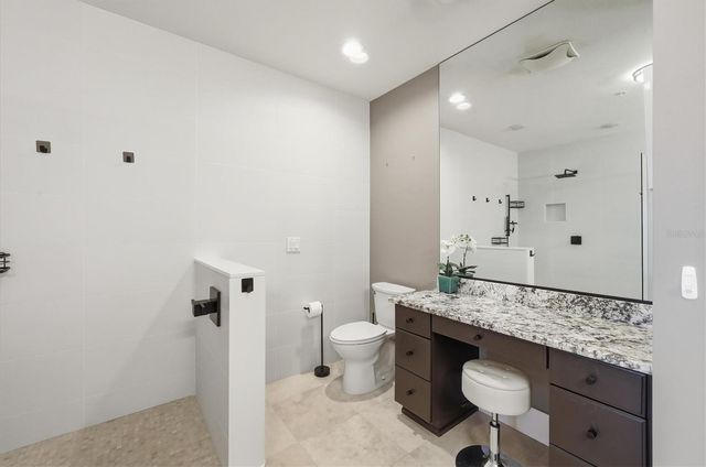 11120 HACIENDA DEL MAR BOULEVARD F-205, Placida, FL 33946