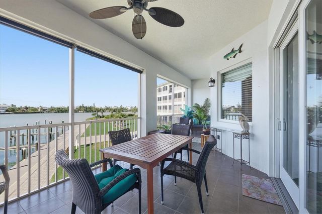 11120 HACIENDA DEL MAR BOULEVARD F-205, Placida, FL 33946