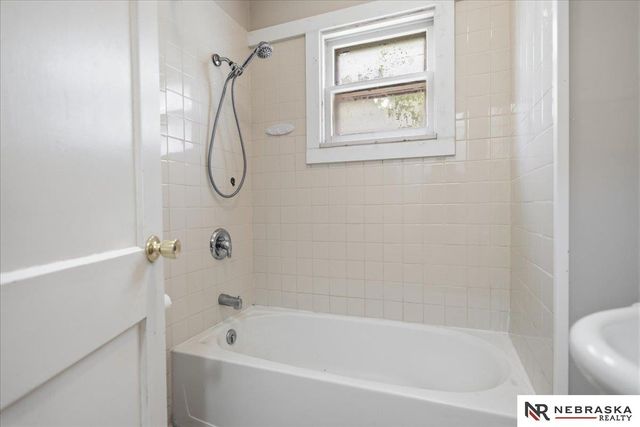 445 N L Street, Fremont, NE 68025