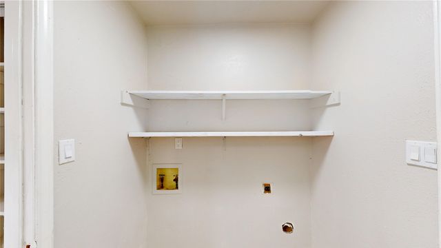 1921 Edna Smith Drive, Garland, TX 75040