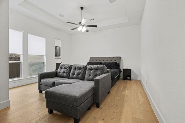 401 Ambergate Drive, Denton, TX 76208