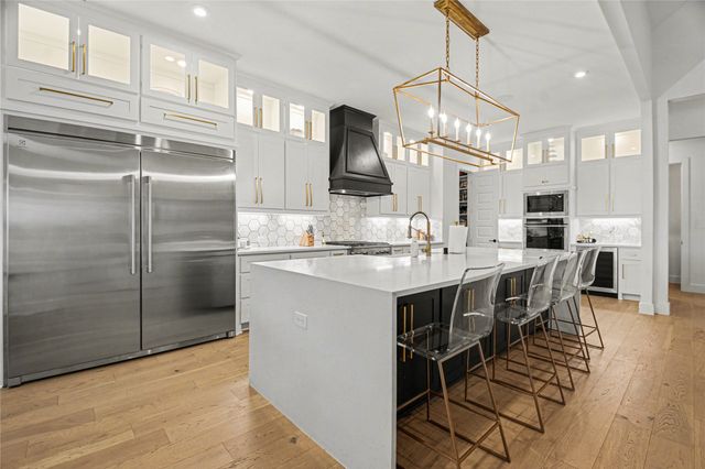 401 Ambergate Drive, Denton, TX 76208