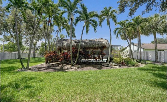 14701 Madison Place, Davie, FL 33325