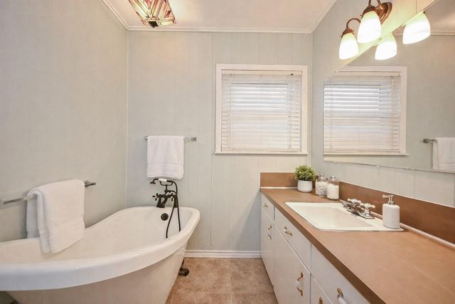 1707 Key Street, Waller, TX 77484