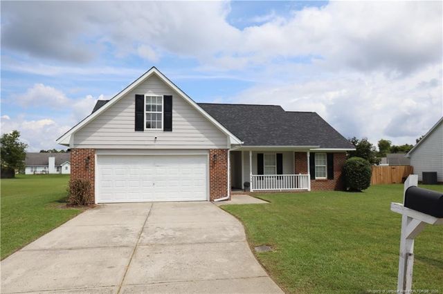 228 Belle Chase Drive, Raeford, NC 28376