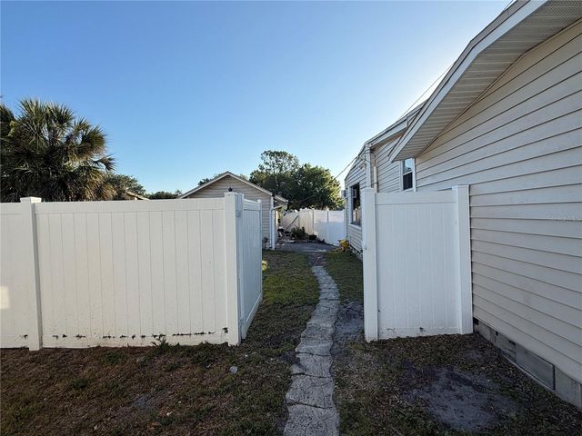 408 LONGFELLOW BOULEVARD, Lakeland, FL 33801