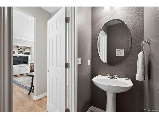 7890 E 26th Ave, Denver, CO 80238