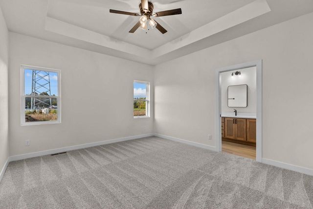 W5765 ROUNDSTONE PLACE, Menasha, WI 54952