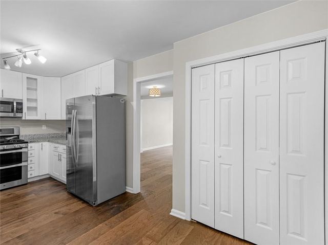 604 Lullingstone Drive SE, Marietta, GA 30067