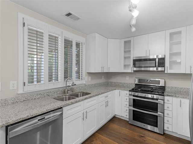 604 Lullingstone Drive SE, Marietta, GA 30067