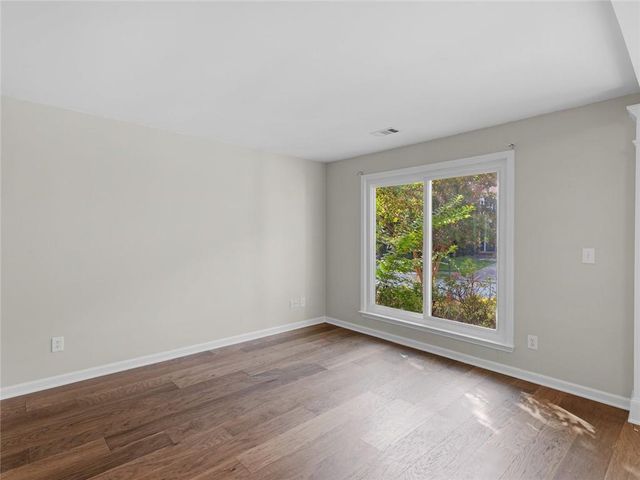 604 Lullingstone Drive SE, Marietta, GA 30067