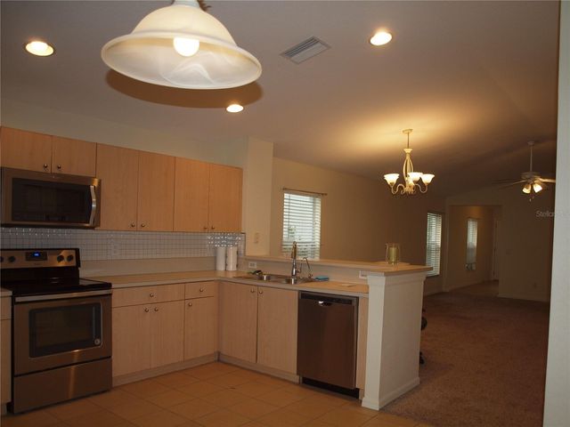 11536 11536 CRESTLAKE VILLAGE DR, Riverview, FL 33569
