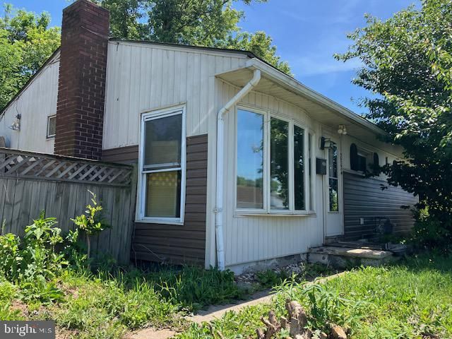 216 FULTON ST, Hancock, MD 21750