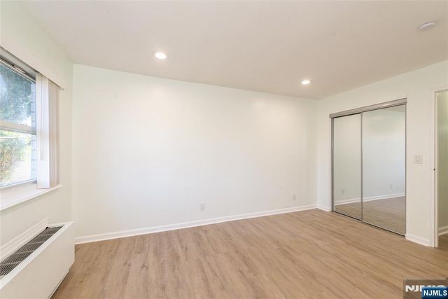 1111 River Road G5, Edgewater, NJ 07020