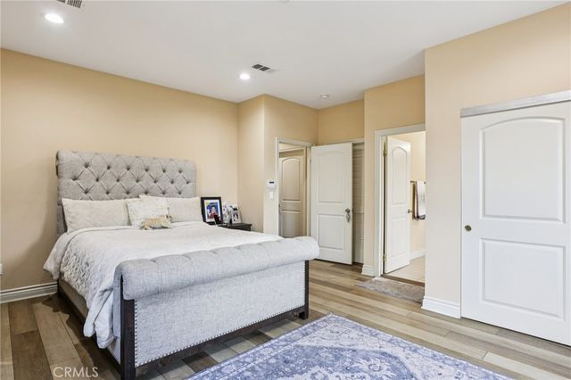 204 E 121st Street, Los Angeles, CA 90061