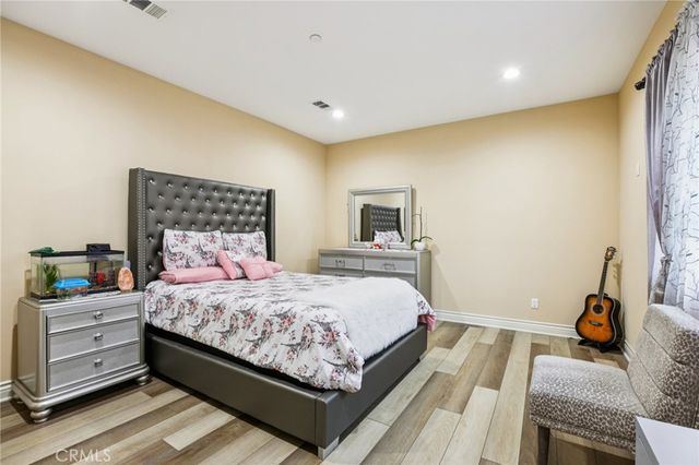 204 E 121st Street, Los Angeles, CA 90061