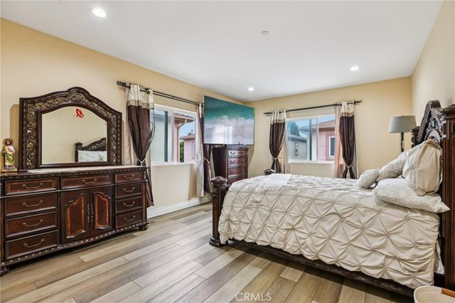 204 E 121st Street, Los Angeles, CA 90061