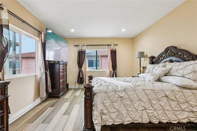 204 E 121st Street, Los Angeles, CA 90061