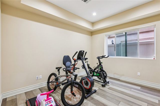 204 E 121st Street, Los Angeles, CA 90061