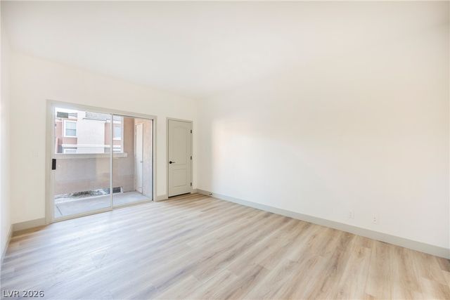 7701 Constanso Avenue 104, Las Vegas, NV 89128
