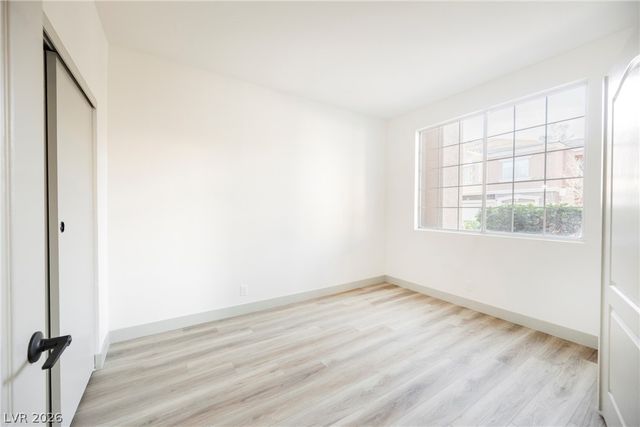 7701 Constanso Avenue 104, Las Vegas, NV 89128