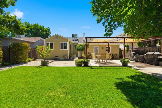 1755 Oxford Way, Stockton, CA 95204
