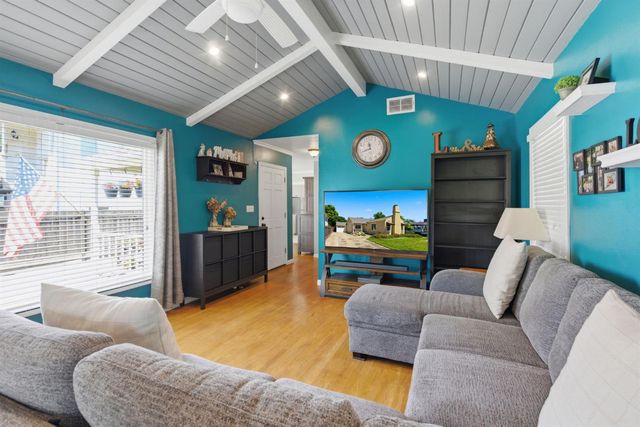 1755 Oxford Way, Stockton, CA 95204