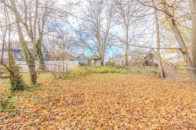 402 Wyoming Avenue, Buffalo, NY 14215