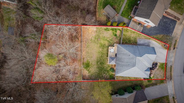 32 Taylor Ridge Court, Johnson City, TN 37601