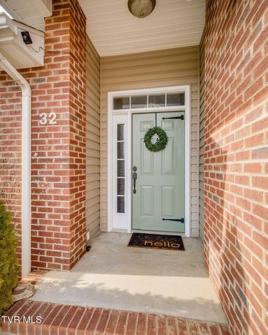 32 Taylor Ridge Court, Johnson City, TN 37601