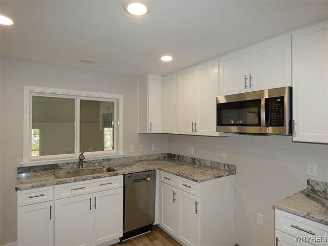 234 Treehaven Rd, Cheektowaga, NY 14215