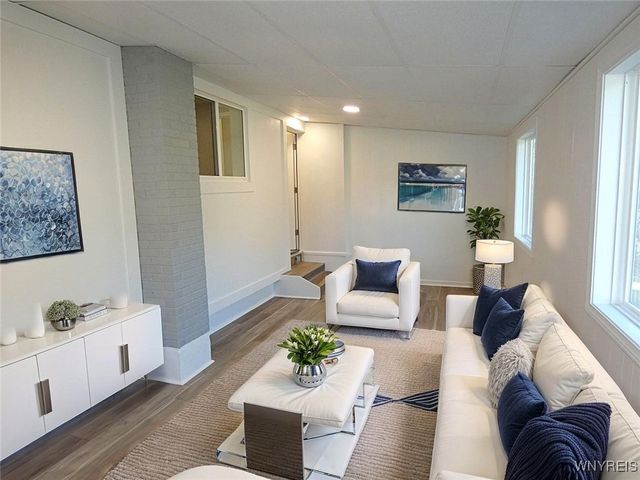 234 Treehaven Rd, Cheektowaga, NY 14215